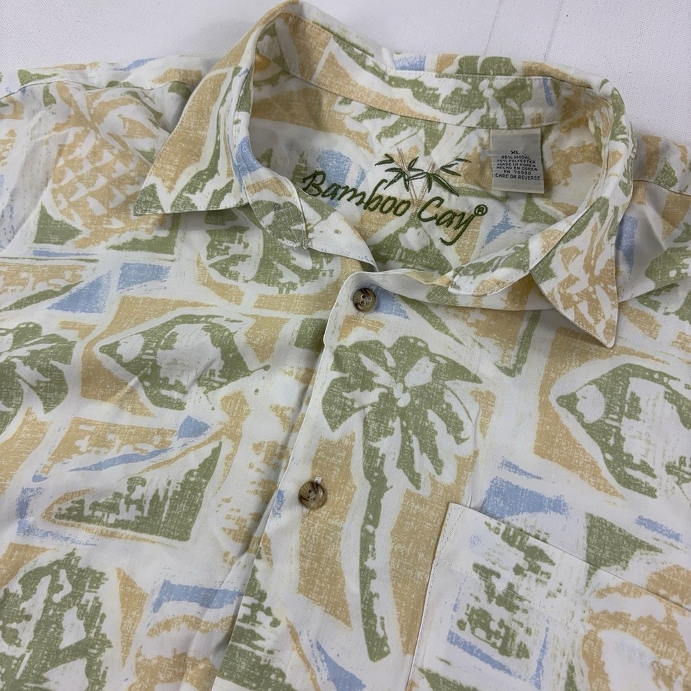 Bamboo Cay Shirt Mens XL Hawaiian Short Sleeve Button Up Rayon Modal